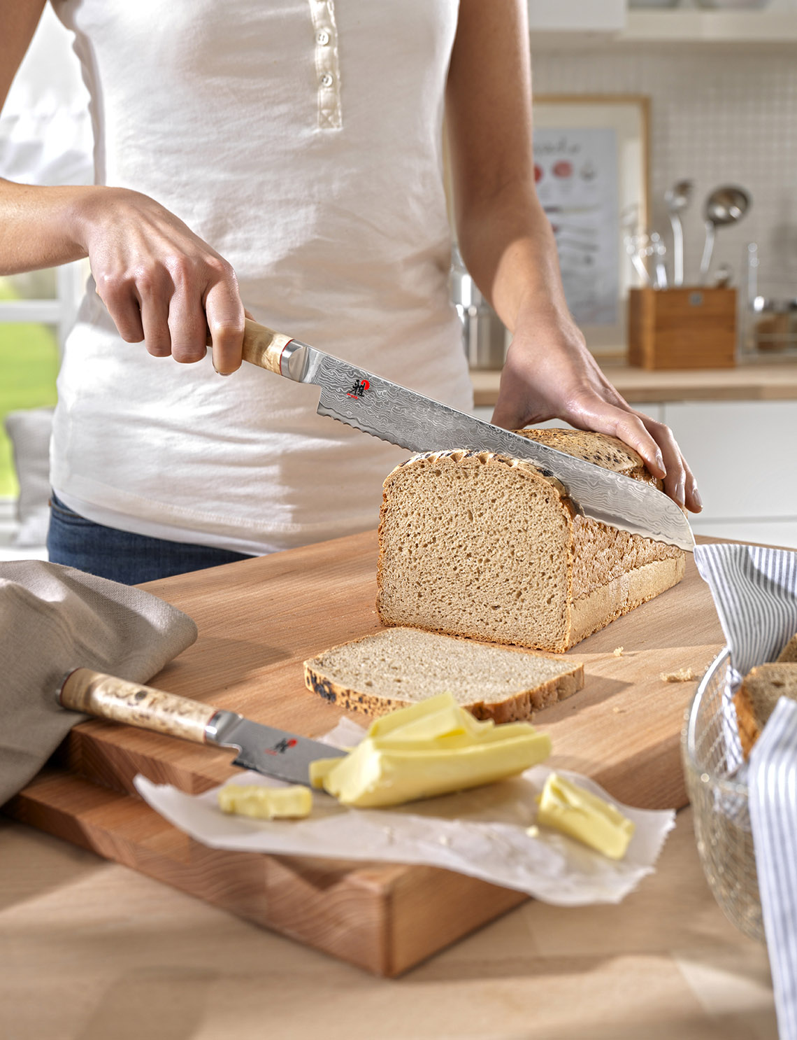 Dzięki nożom do pieczywa pyszny, domowy chleb uda się pokroić na równiutkie kromki